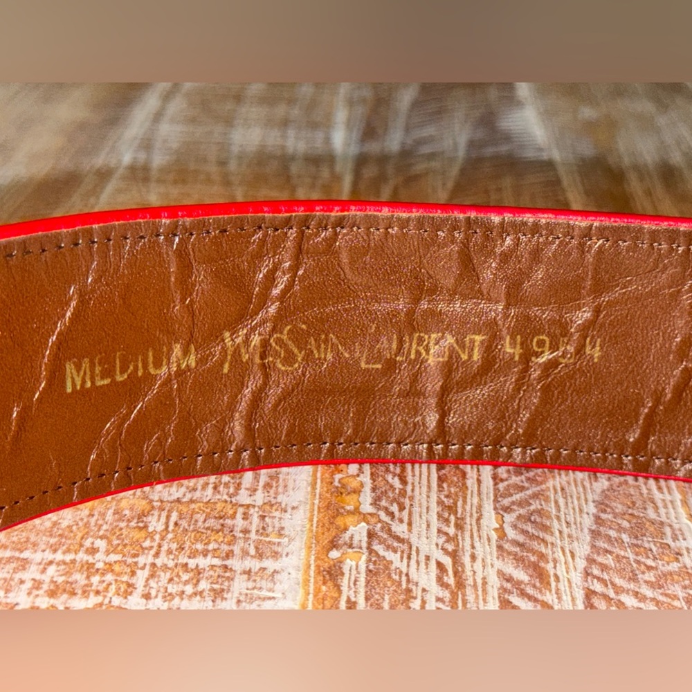 Vintage YSL Leather belt size medium - Picture 5 of 11
